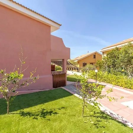 Casa Con Giardino A Due Passi Dal Mare